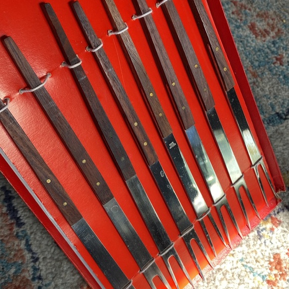 Vintage Fondue fork set rosewood handles set of 16 - Picture 2 of 4